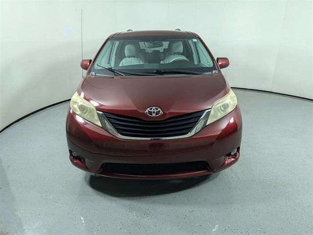 2012 Toyota Sienna LE