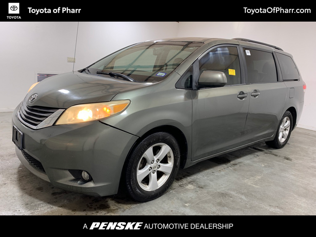 2012 Toyota Sienna LE