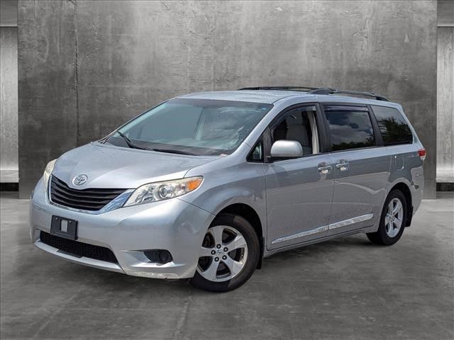 2012 Toyota Sienna LE