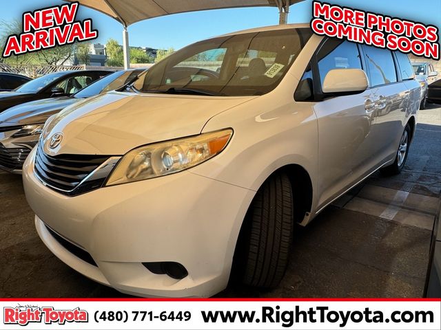 2012 Toyota Sienna LE