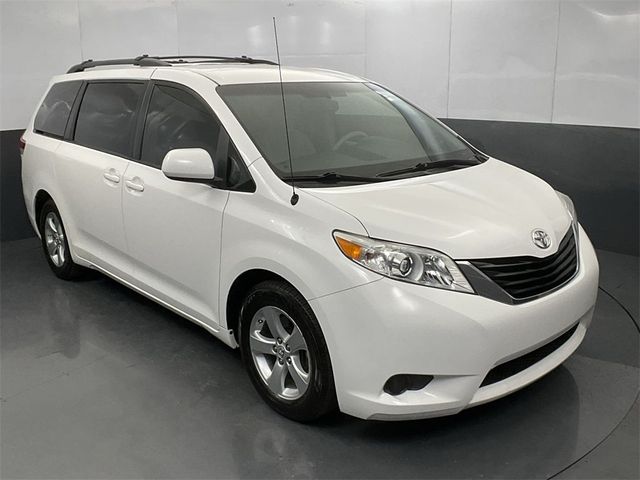 2012 Toyota Sienna LE