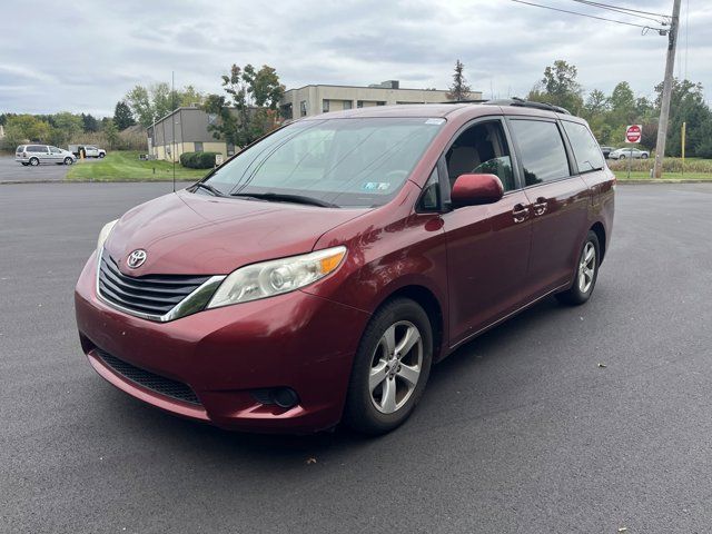 2012 Toyota Sienna LE