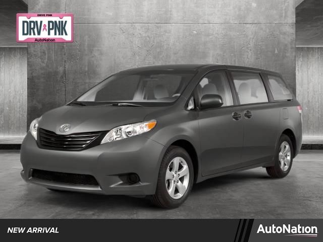 2012 Toyota Sienna LE Auto Access Seat