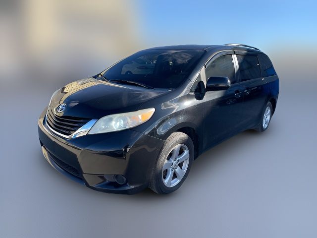 2012 Toyota Sienna LE Auto Access Seat