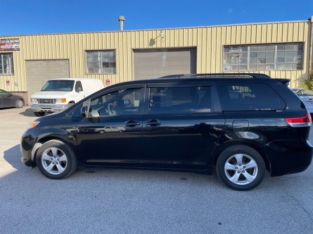 2012 Toyota Sienna LE Auto Access Seat