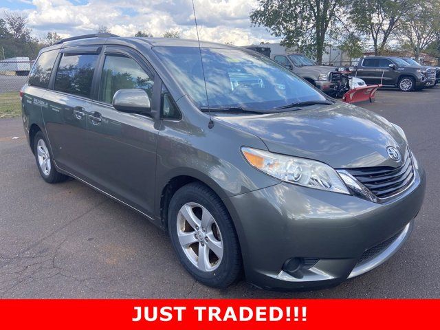 2012 Toyota Sienna LE