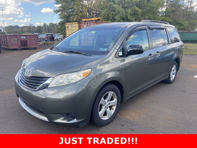 2012 Toyota Sienna LE