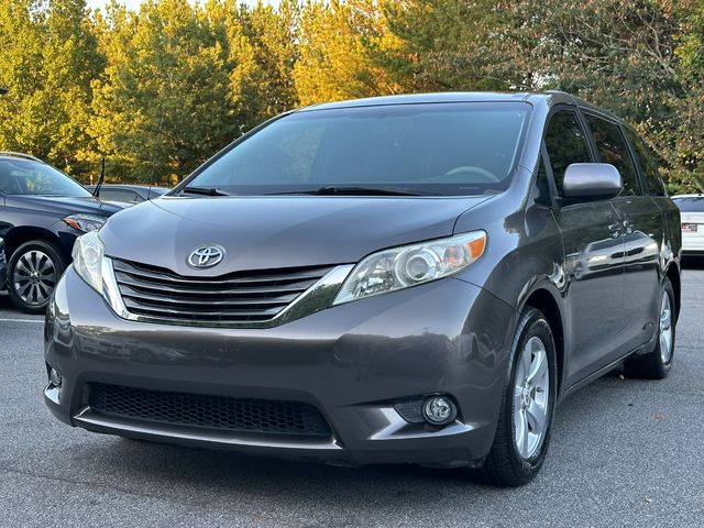 2012 Toyota Sienna 