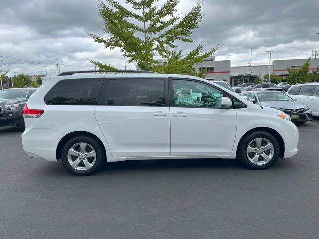 2012 Toyota Sienna LE