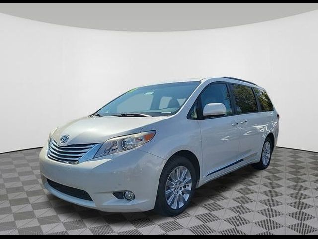 2012 Toyota Sienna XLE