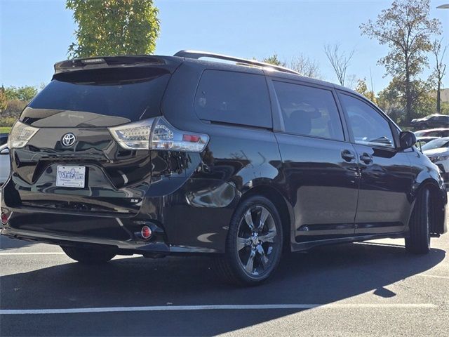 2012 Toyota Sienna SE