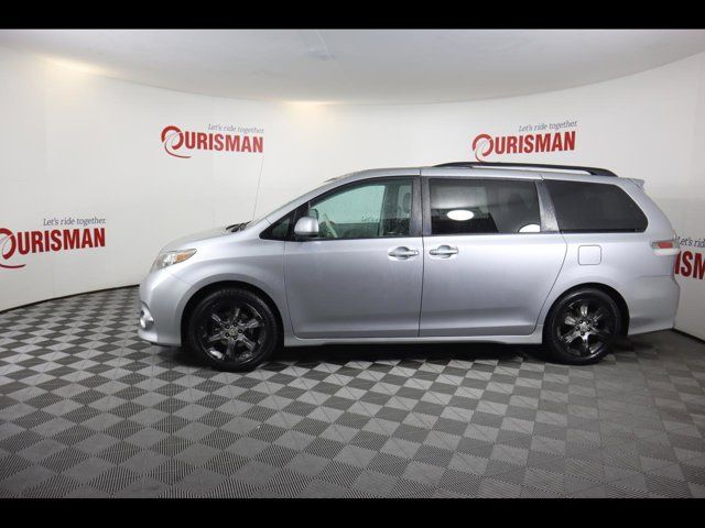 2012 Toyota Sienna SE