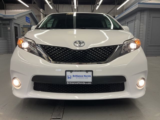 2012 Toyota Sienna SE