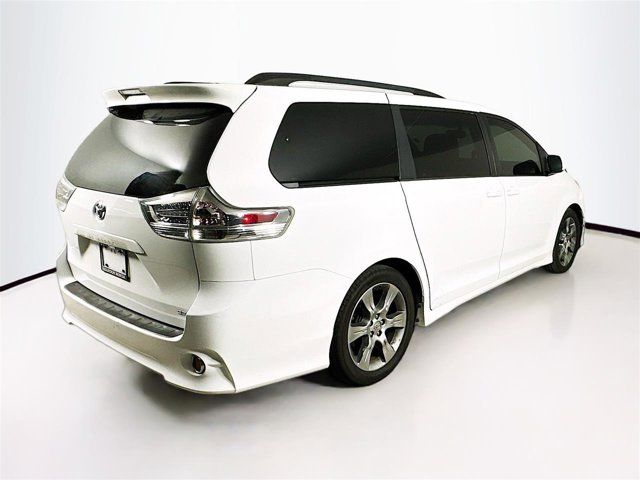 2012 Toyota Sienna SE