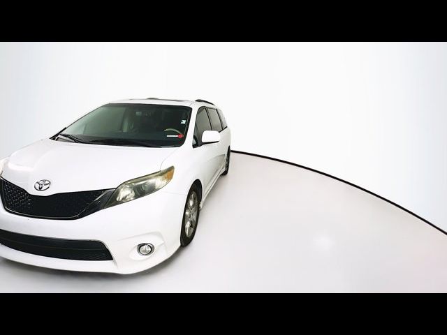 2012 Toyota Sienna SE