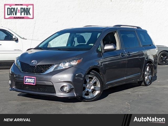 2012 Toyota Sienna SE