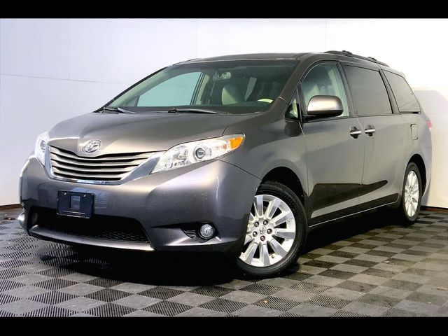 2012 Toyota Sienna XLE