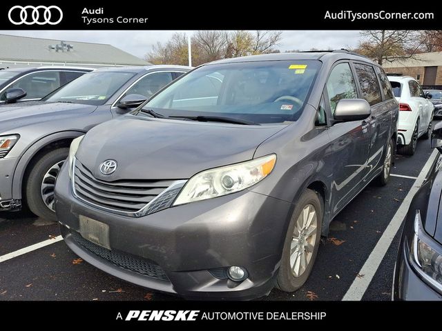 2012 Toyota Sienna XLE