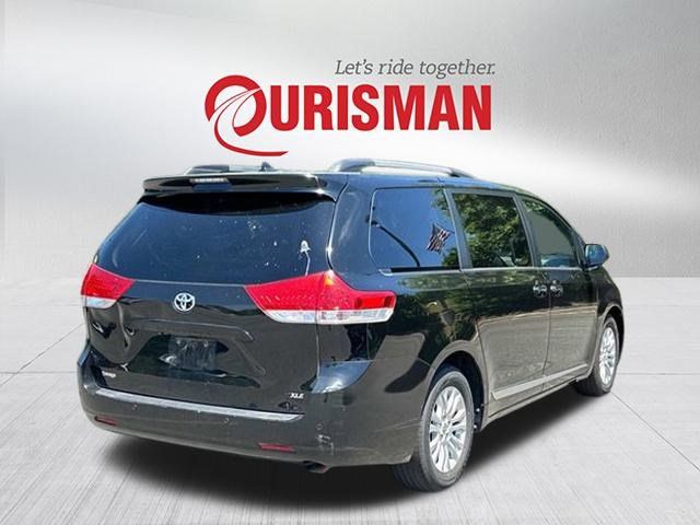 2012 Toyota Sienna XLE