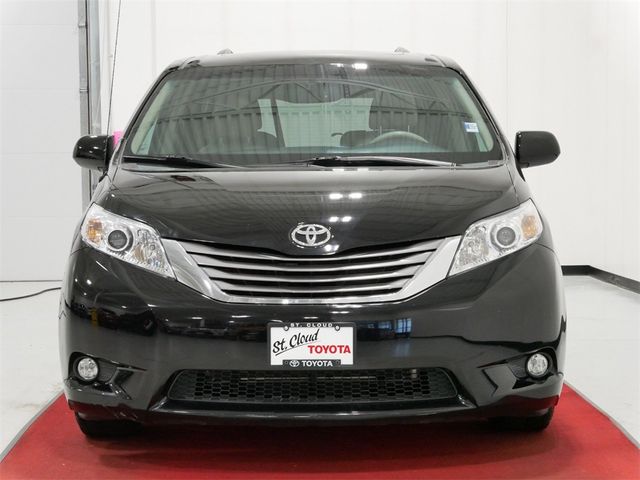 2012 Toyota Sienna XLE