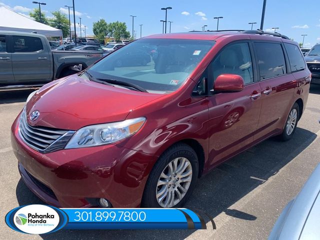 2012 Toyota Sienna XLE