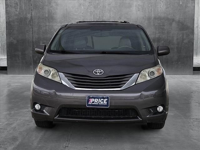 2012 Toyota Sienna XLE