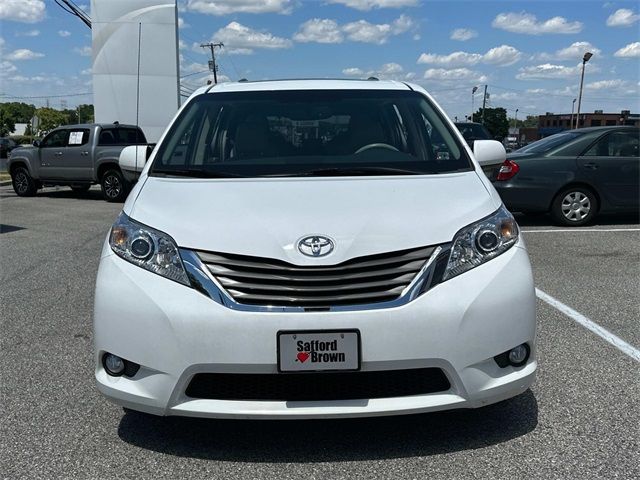 2012 Toyota Sienna XLE