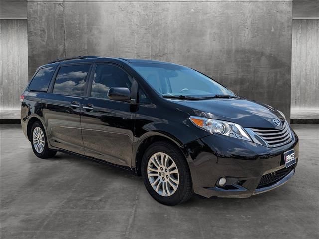 2012 Toyota Sienna XLE