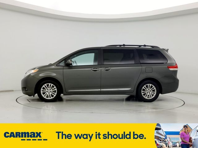 2012 Toyota Sienna XLE