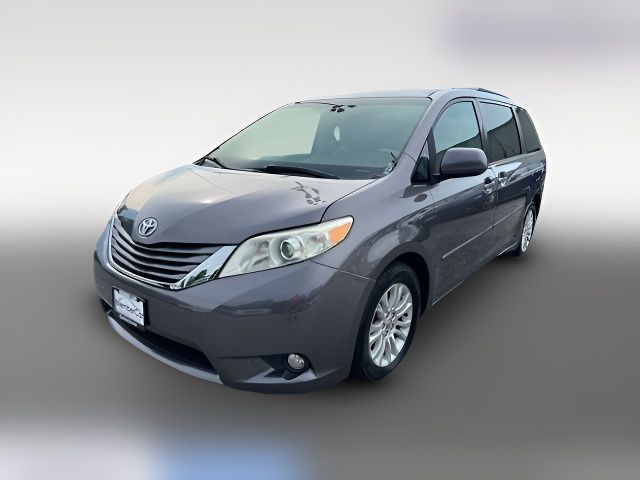 2012 Toyota Sienna XLE