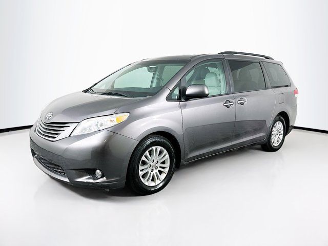 2012 Toyota Sienna XLE