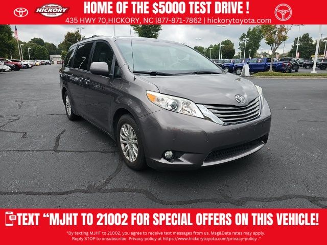 2012 Toyota Sienna XLE