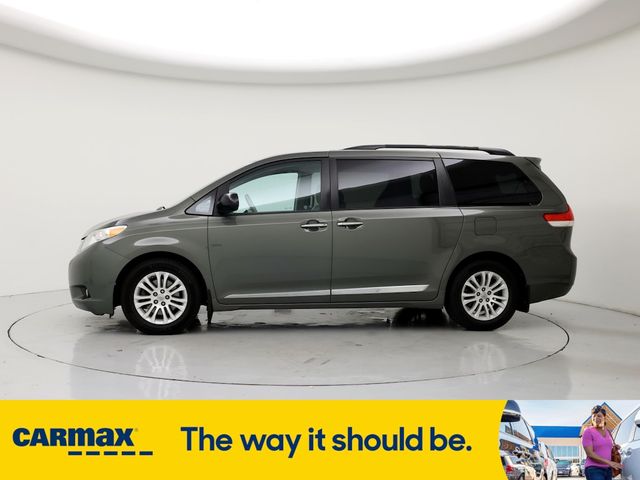 2012 Toyota Sienna XLE