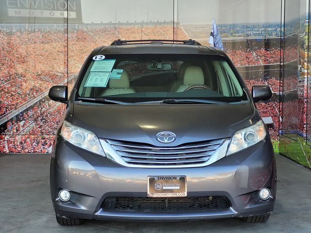 2012 Toyota Sienna XLE