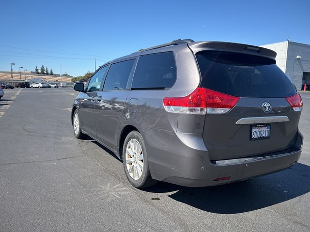 2012 Toyota Sienna XLE