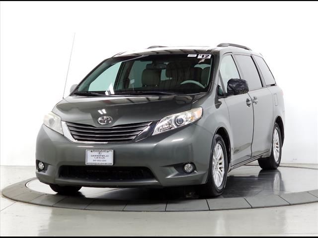 2012 Toyota Sienna XLE