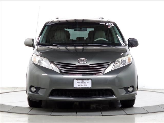 2012 Toyota Sienna XLE