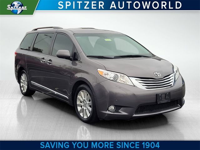 2012 Toyota Sienna XLE