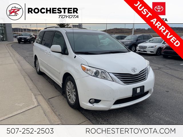 2012 Toyota Sienna XLE