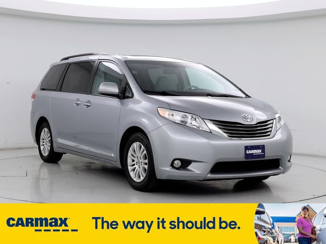 2012 Toyota Sienna XLE