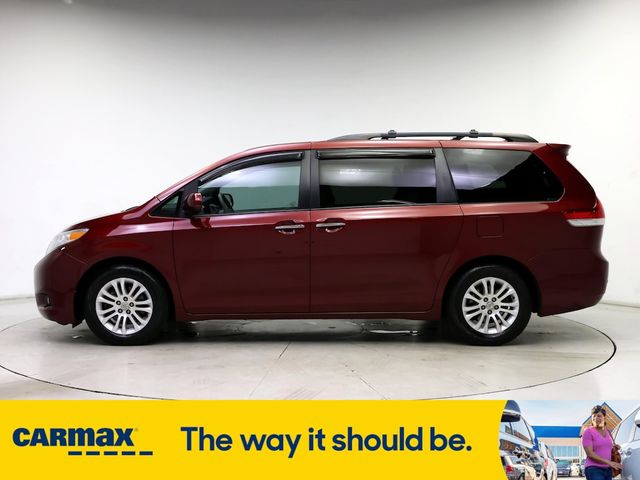 2012 Toyota Sienna XLE