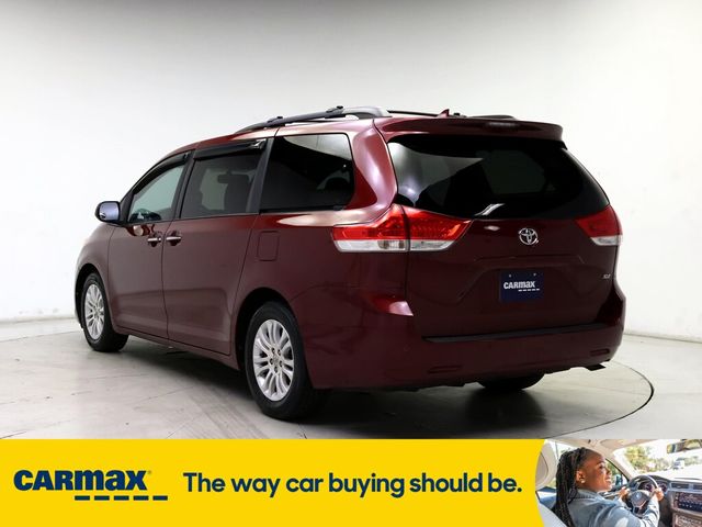 2012 Toyota Sienna XLE