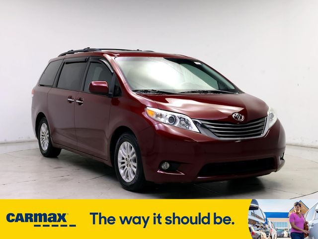 2012 Toyota Sienna XLE