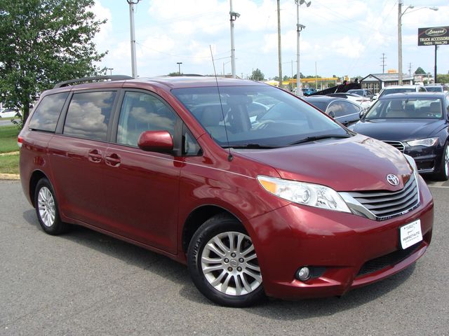 2012 Toyota Sienna 