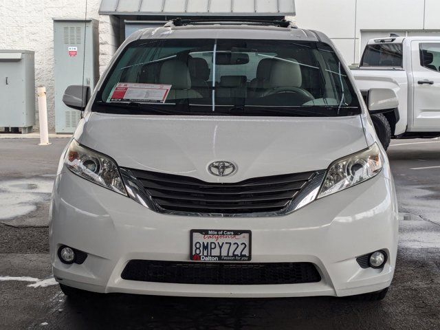 2012 Toyota Sienna XLE