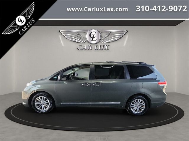 2012 Toyota Sienna 