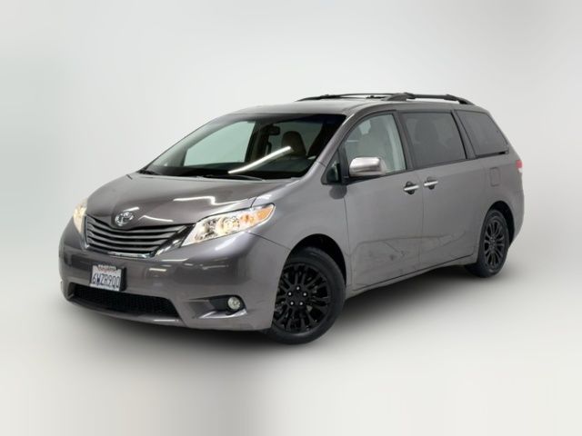 2012 Toyota Sienna XLE Auto Access Seat