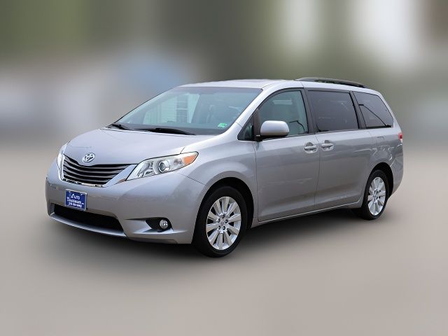 2012 Toyota Sienna XLE