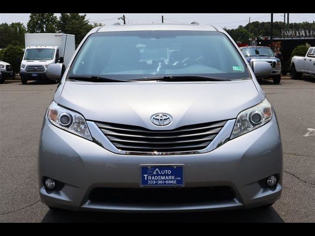 2012 Toyota Sienna XLE