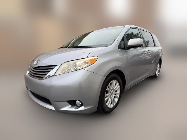 2012 Toyota Sienna XLE